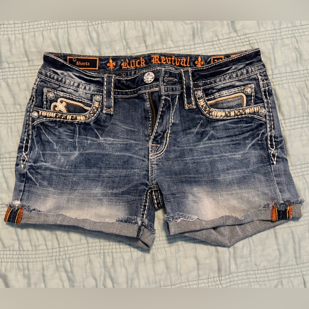 Like New - Rock Revival Jean Shorts